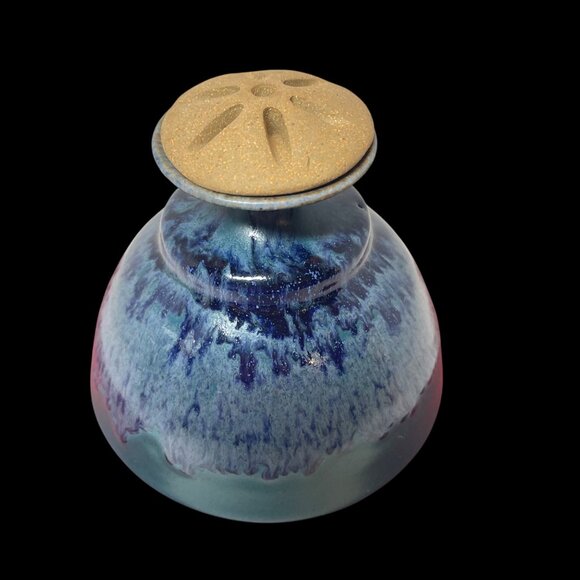 Handcrafted Ceramic Incense Burner With Sandstone Lid - Blue & Green Glaze Finis - Picture 2 of 10